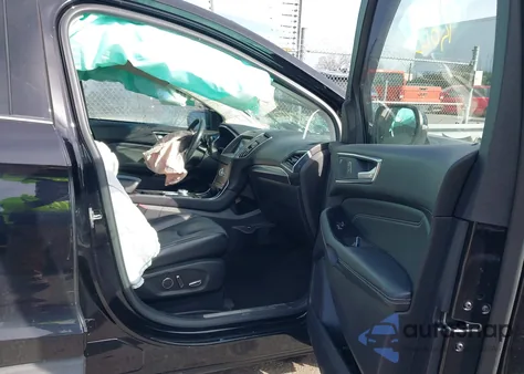 2019 Ford Edge Titanium z USA, uszkodzony, nr VIN 2FMPK4K96KBC37276